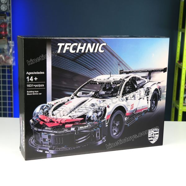 Конструктор Technic Porsche 911 на 1631+ деталі 030 фото